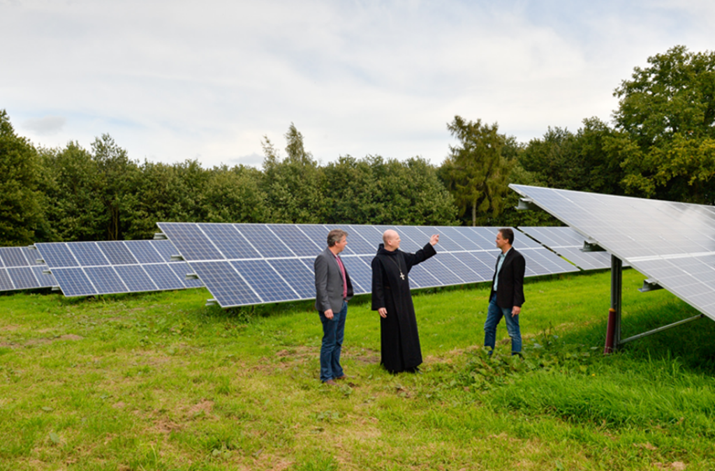 Zonnepanelen-abdij