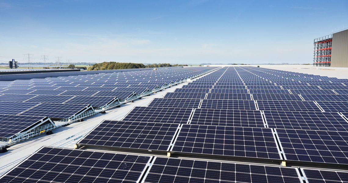 Euroma-zonnepanelen-overdag