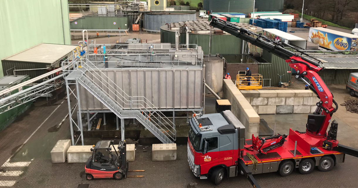 Goud-in-handen-openingsfoto-Aviko