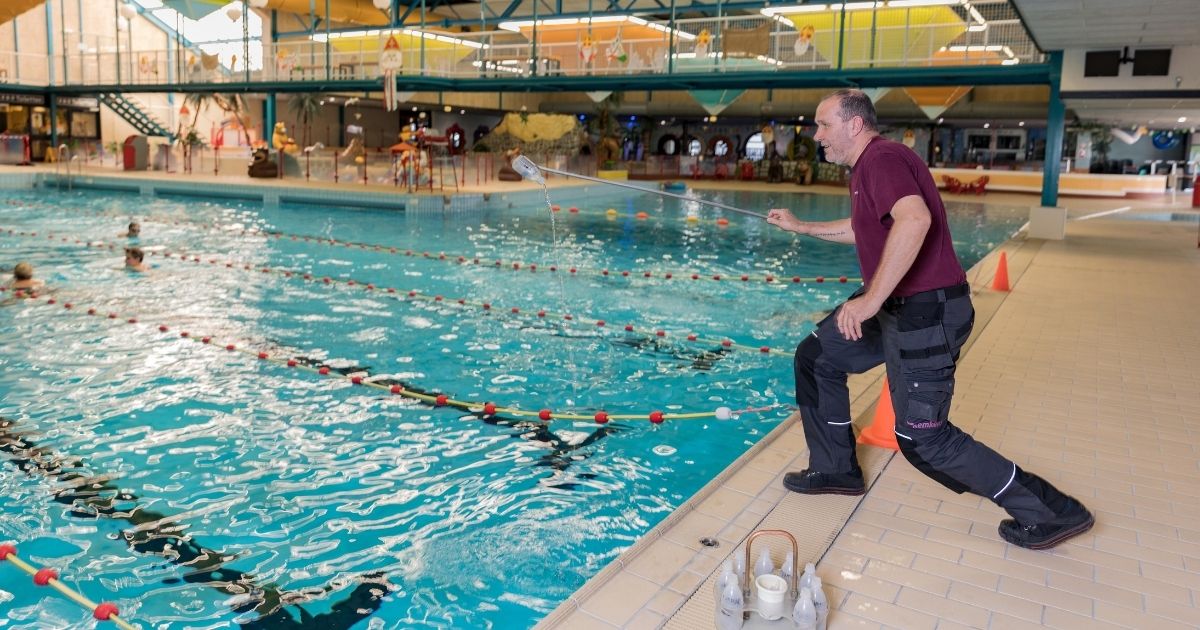 Peter van Hees inspectie zwembad